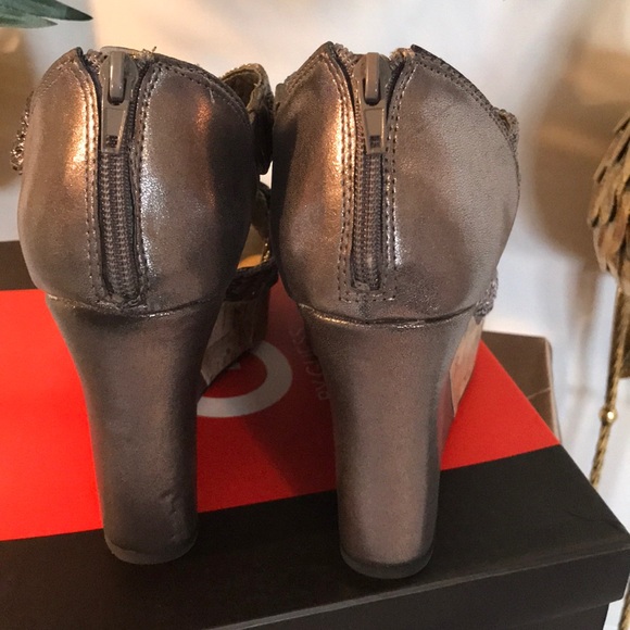 Guess Pewter LL SZ 11 - Picture 4 of 7